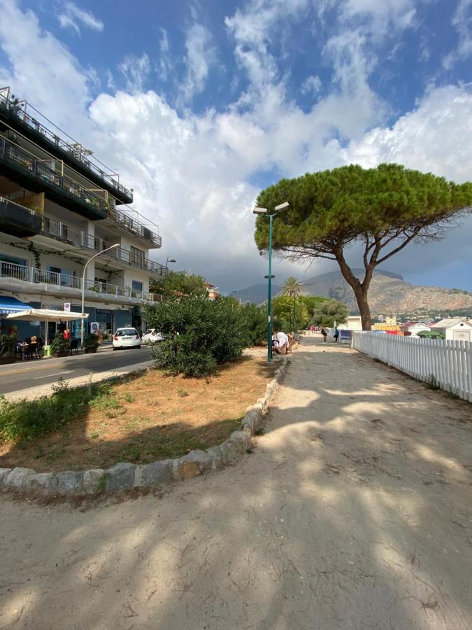 Mondello Sea House Daire Palermo Dış mekan fotoğraf